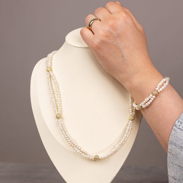 Zbeida Pearl Set